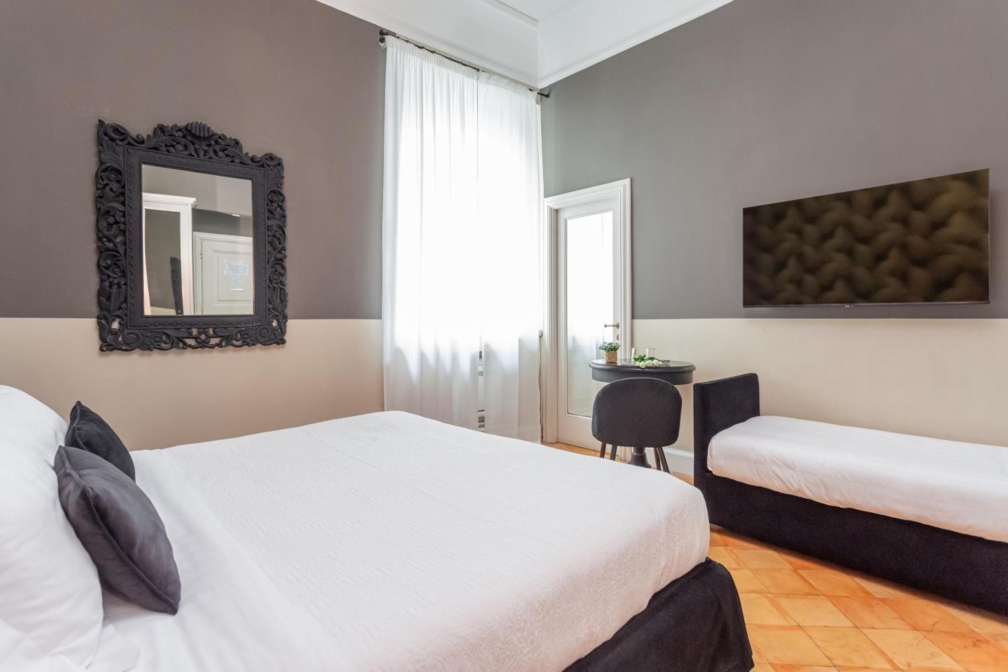 Hotel Parrasio Roma Esterno foto